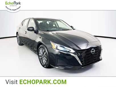 Used 2023 Nissan Altima 2.5 SV