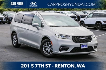 Used 2021 Chrysler Pacifica Touring-L