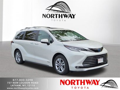 Used 2021 Toyota Sienna Limited