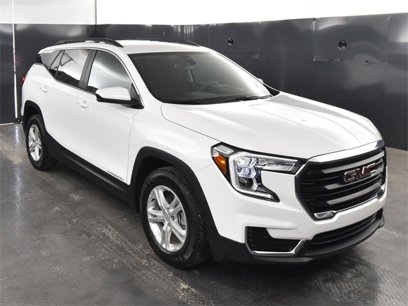 Used 2024 GMC Terrain SLE w/ Driver Convenience Package