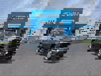 New 2025 Chevrolet Silverado 2500 LT w/ Convenience Package