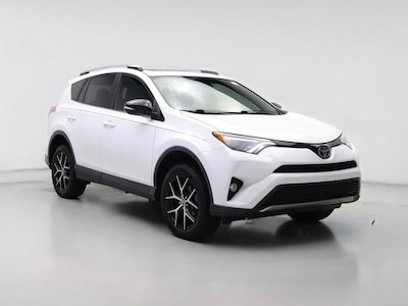 Used 2018 Toyota RAV4 SE