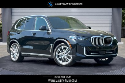 New 2026 BMW X5 xDrive50e w/ Climate Comfort Package