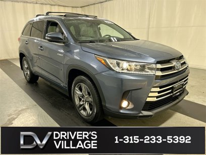 Used 2017 Toyota Highlander Limited Platinum