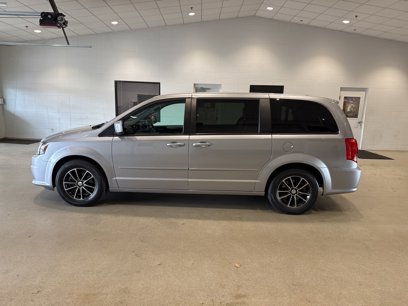 Used 2016 Dodge Grand Caravan R/T w/ Driver Convenience Group