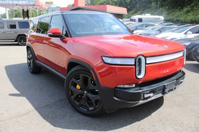 Used 2023 Rivian R1S Adventure