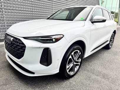 New 2025 Audi Q5 Premium Plus