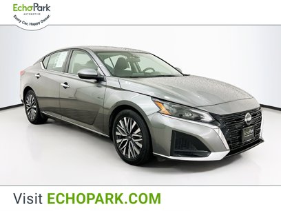 Used 2023 Nissan Altima 2.5 SV