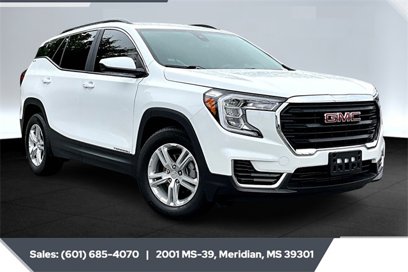 Used 2024 GMC Terrain SLE w/ Driver Convenience Package