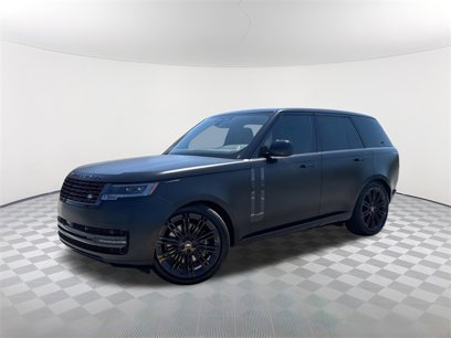 New 2025 Land Rover Range Rover SE