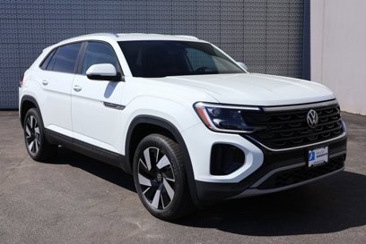 New 2025 Volkswagen Atlas Cross Sport SE