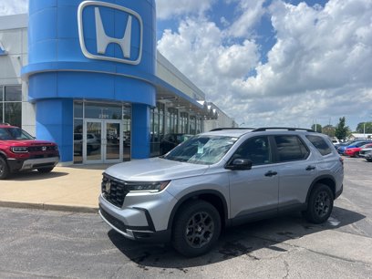 New 2025 Honda Pilot TrailSport