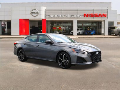 Used 2024 Nissan Altima 2.5 SR w/ SR Premium Package
