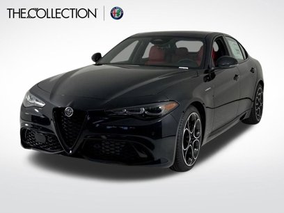 New 2025 Alfa Romeo Giulia Sprint w/ Veloce Package Rwd
