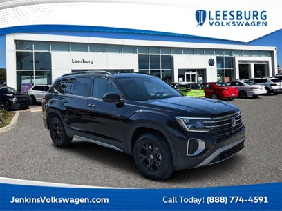 New 2025 Volkswagen Atlas Peak Edition SE