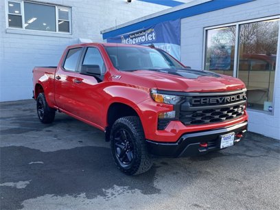 Used 2025 Chevrolet Silverado 1500 Custom Trail Boss w/ LPO, Dark Essentials Package