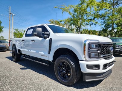 New 2025 Ford F350 4x4 Crew Cab Super Duty