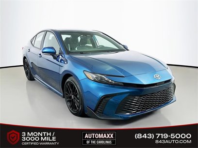 Used 2025 Toyota Camry SE