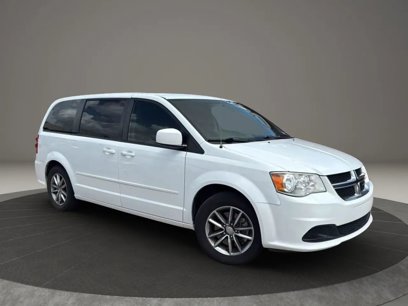 Used 2017 Dodge Grand Caravan SE