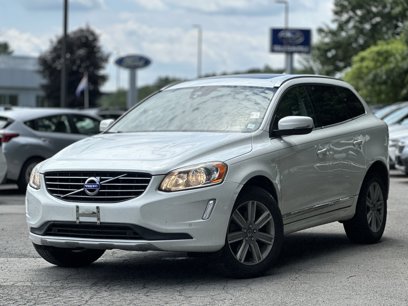 Used 2017 Volvo XC60 T5 Inscription w/ Preferred Option Package