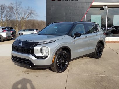 New 2025 Mitsubishi Outlander SEL