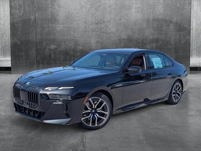 New 2025 BMW 740i xDrive w/ Premium Package