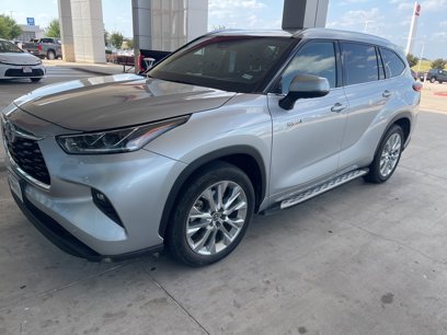 Used 2021 Toyota Highlander Limited