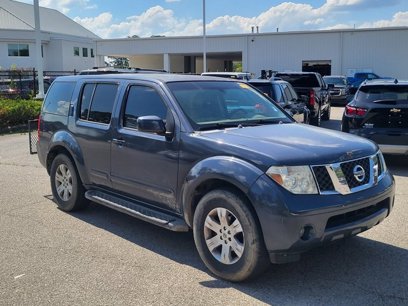 Used 2005 Nissan Pathfinder LE