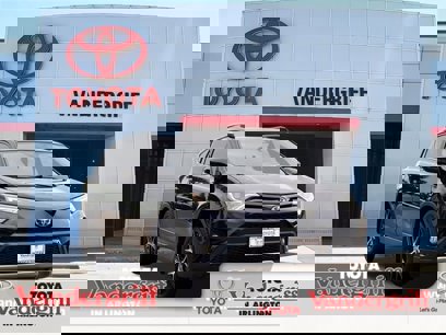 Used 2018 Toyota RAV4 SE