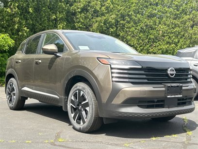 New 2025 Nissan Kicks SV
