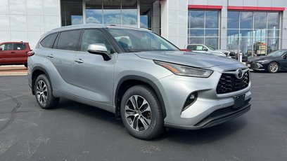 Certified 2021 Toyota Highlander XLE