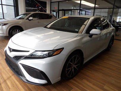 Used 2022 Toyota Camry SE