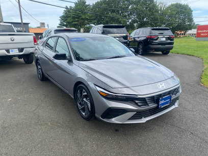 Used 2025 Hyundai Elantra Sport