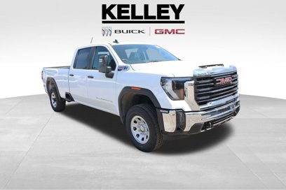 New 2025 GMC Sierra 3500 Pro w/ Convenience Package