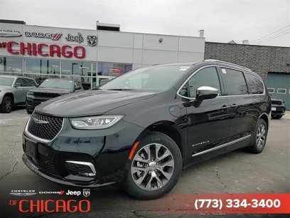 New 2025 Chrysler Pacifica Pinnacle