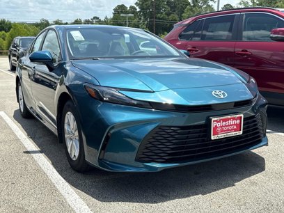 New 2025 Toyota Camry LE