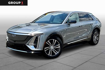 Used 2024 Cadillac Lyriq Luxury w/ LPO, Floor Liner Package
