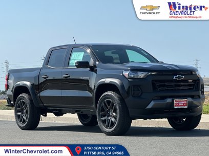 New 2025 Chevrolet Colorado Trail Boss w/ Midnight Edition