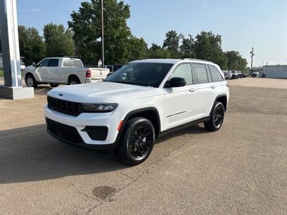 New 2024 Jeep Grand Cherokee Altitude