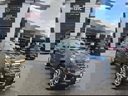 Used 2017 Cadillac XT5 Platinum w/ Driver Assist Package