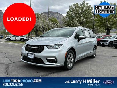 Used 2023 Chrysler Pacifica Limited