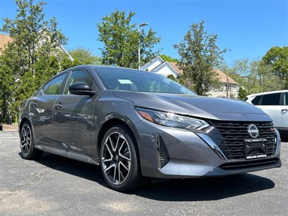 New 2024 Nissan Sentra SR w/ SR Premium Package