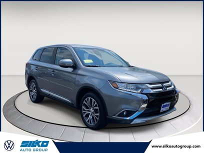 Used 2017 Mitsubishi Outlander SE