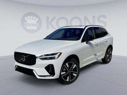 New 2026 Volvo XC60 B5 Plus w/ Climate Package