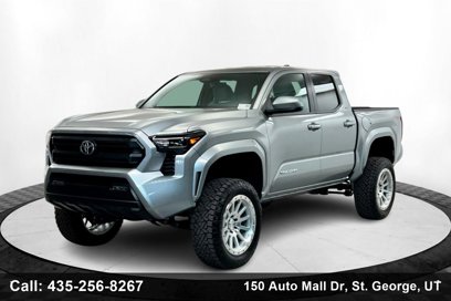 Used 2025 Toyota Tacoma SR5