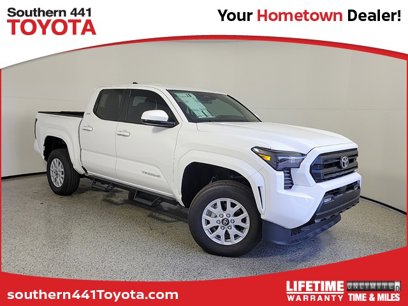 New 2024 Toyota Tacoma SR5