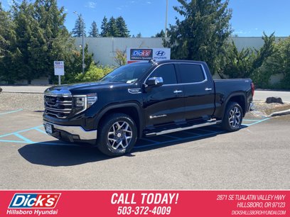 Used 2022 GMC Sierra 1500 SLT w/ SLT Premium Plus Package