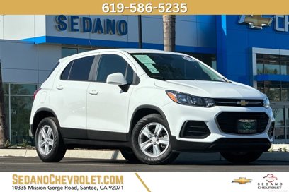 Used 2022 Chevrolet Trax LS w/ Tint and Cruise Package