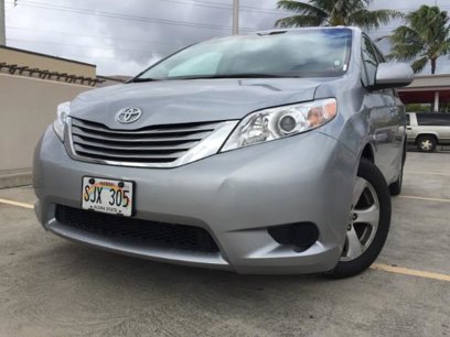 Used 2015 Toyota Sienna LE