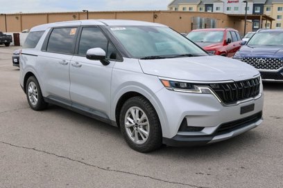 Used 2023 Kia Carnival LX
